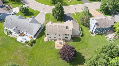 3895 Arlington Drive Woodbury MN 55129