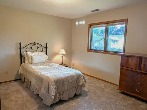 8427 Cooper Way Inver Grove Heights MN 55076