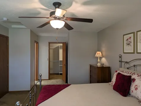 8427 Cooper Way Inver Grove Heights MN 55076