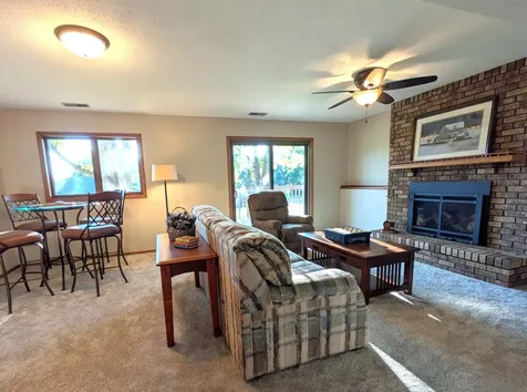 8427 Cooper Way Inver Grove Heights MN 55076