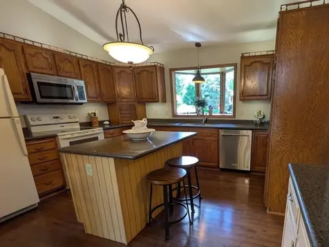 8427 Cooper Way Inver Grove Heights MN 55076