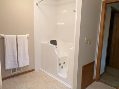 8427 Cooper Way Inver Grove Heights MN 55076