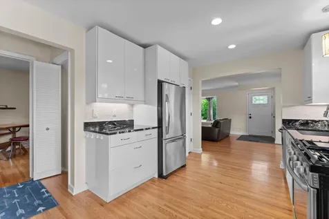 4705 Valley View Road Edina MN 55424