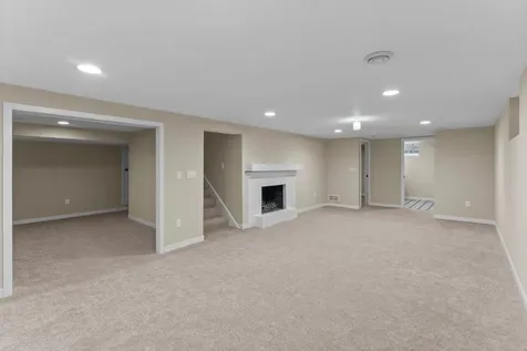 4705 Valley View Road Edina MN 55424