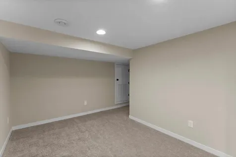 4705 Valley View Road Edina MN 55424