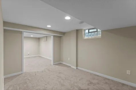 4705 Valley View Road Edina MN 55424