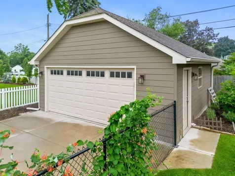 4705 Valley View Road Edina MN 55424