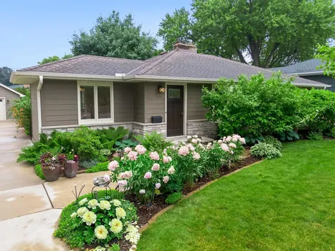 4705 Valley View Road Edina MN 55424