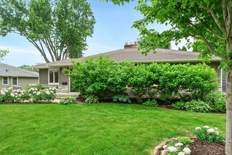 4705 Valley View Road Edina MN 55424