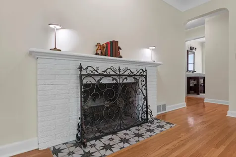 4705 Valley View Road Edina MN 55424