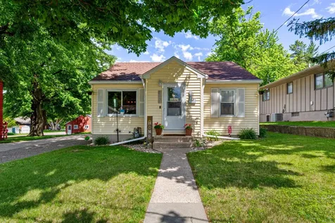 305 2nd Street Cleveland MN 56017
