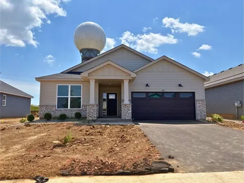 5200 Long Pointe Bay Woodbury MN 55129