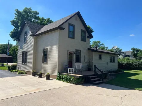 413 S Swift Avenue Litchfield MN 55355