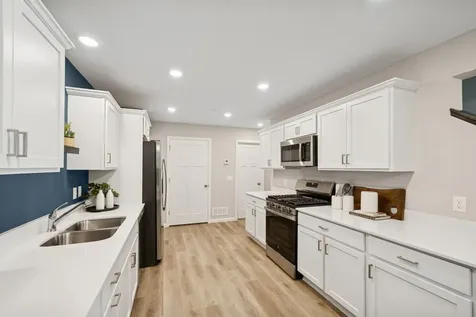 2018 Apple Lane Montrose MN 55363