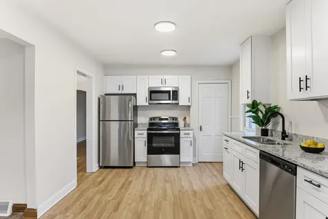 6612 Lynwood Boulevard Richfield MN 55423