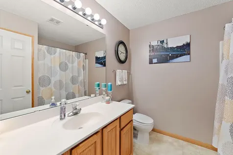 8821 Coffman Path Inver Grove Heights MN 55076