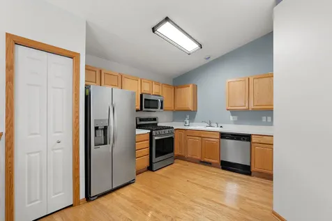 8821 Coffman Path Inver Grove Heights MN 55076