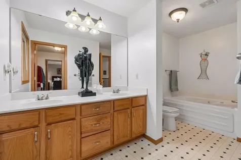 10088 Pleasure Creek Circle NE Blaine MN 55434