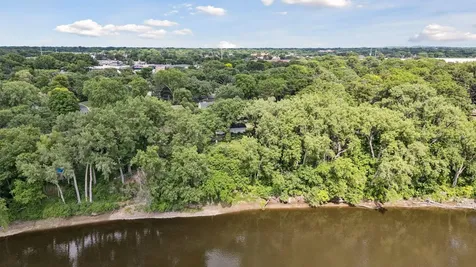 7610 Alden Way NE Fridley MN 55432