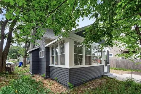 1058 Arcade Street Saint Paul MN 55106