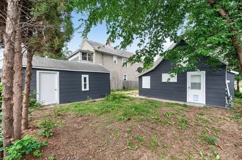1058 Arcade Street Saint Paul MN 55106
