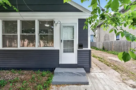 1058 Arcade Street Saint Paul MN 55106