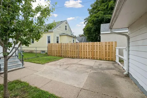 1262 Charles Avenue Saint Paul MN 55104