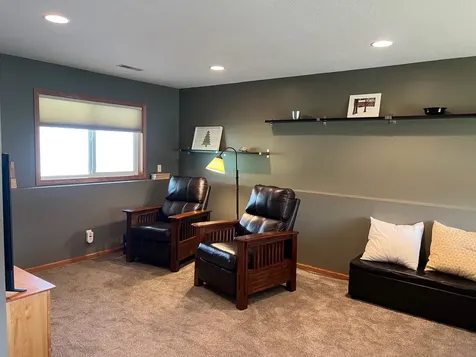 728 W 7th Street Litchfield MN 55355