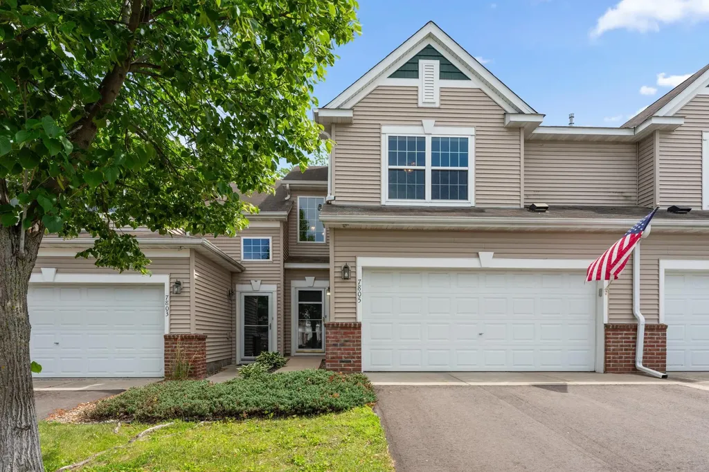7805 Elm Grove Avenue New Hope MN 55428