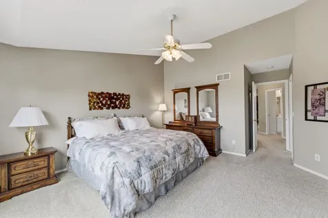 7805 Elm Grove Avenue New Hope MN 55428