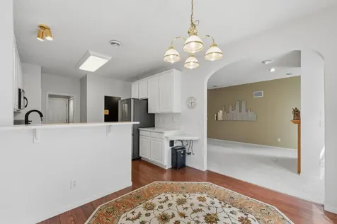 7805 Elm Grove Avenue New Hope MN 55428