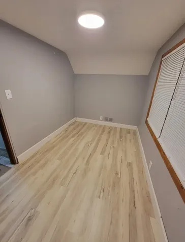 802 Le Hillier Street Mankato MN 56001