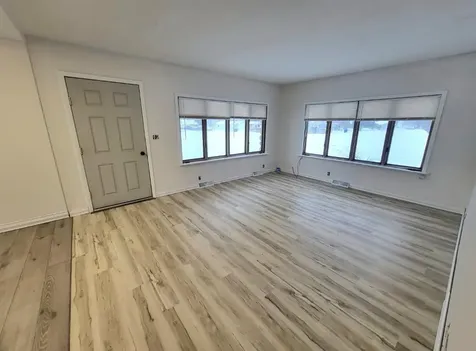 802 Le Hillier Street Mankato MN 56001