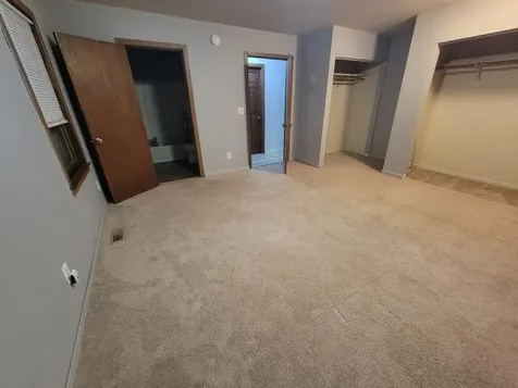 802 Le Hillier Street Mankato MN 56001