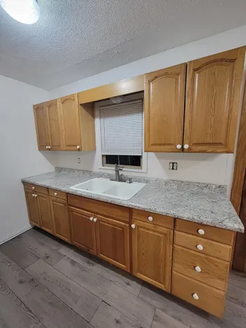 802 Le Hillier Street Mankato MN 56001