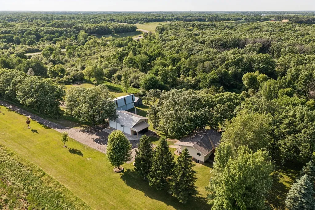 6897 95th Avenue SE Clear Lake MN 55319