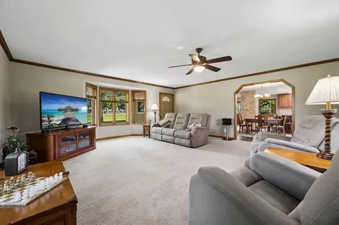 6897 95th Avenue SE Clear Lake MN 55319