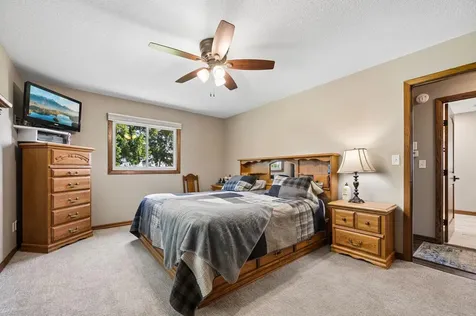 6897 95th Avenue SE Clear Lake MN 55319
