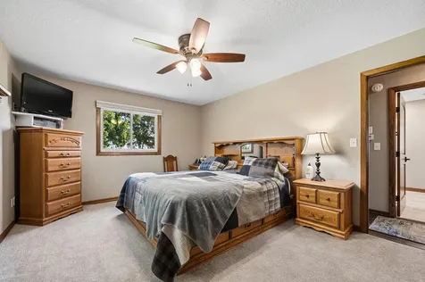 6897 95th Avenue SE Clear Lake MN 55319