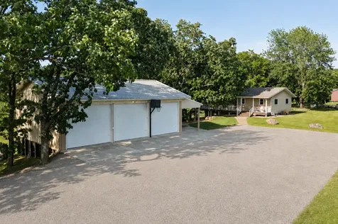 6897 95th Avenue SE Clear Lake MN 55319