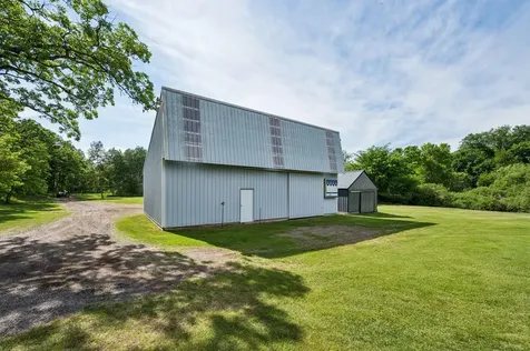 6897 95th Avenue SE Clear Lake MN 55319