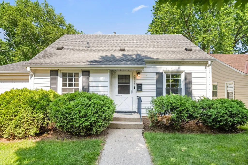 6733 Sheridan Avenue S Richfield MN 55423
