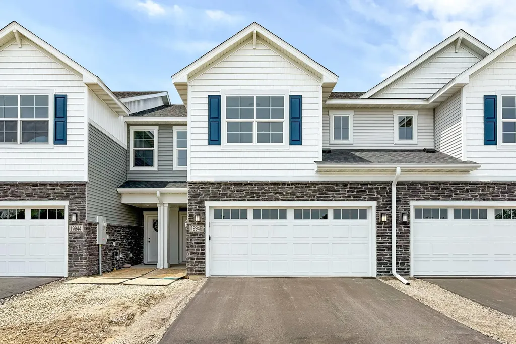 19946 Hunters Ridge Corcoran MN 55374