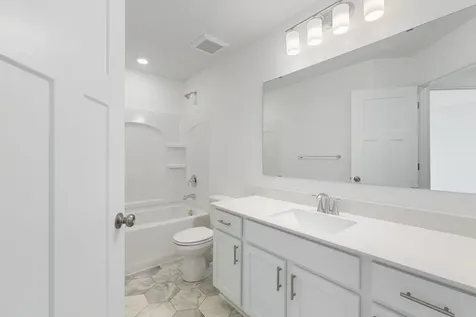8921 Periwinkle Boulevard Woodbury MN 55129