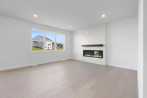 8921 Periwinkle Boulevard Woodbury MN 55129