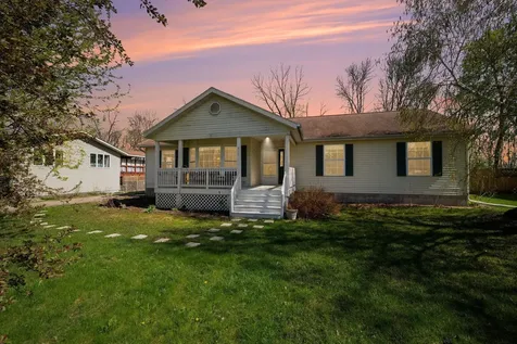 417 Countryside Drive SE Montgomery MN 56069
