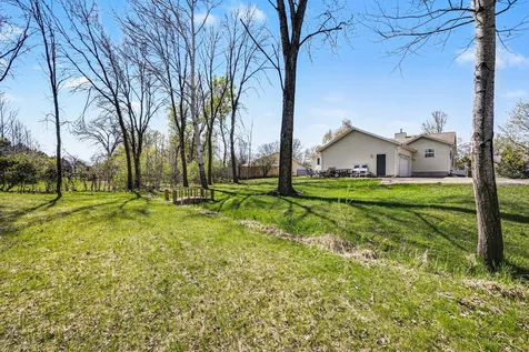 417 Countryside Drive SE Montgomery MN 56069
