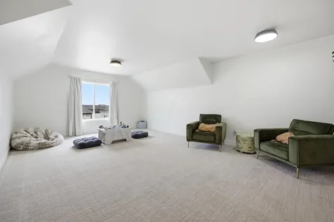 2651 Golden Lane S Fargo ND 58104
