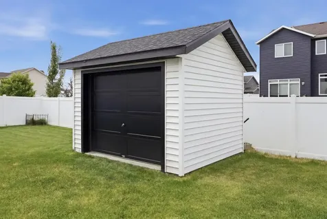 2651 Golden Lane S Fargo ND 58104