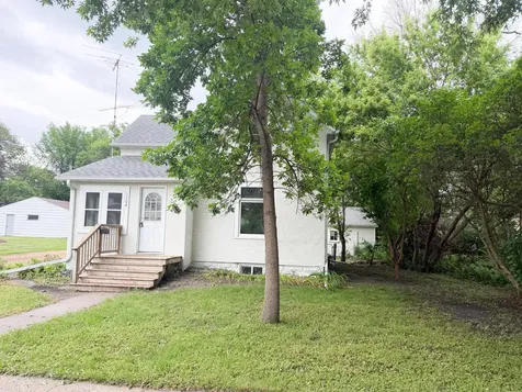 1304 3rd Avenue Worthington MN 56187